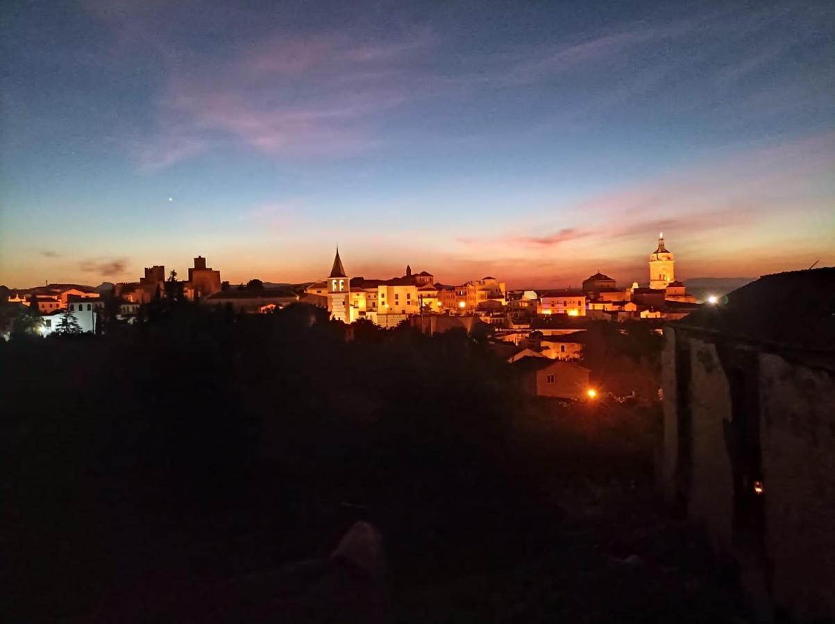 La Casona De La Luz Hostel Guadix Luaran gambar
