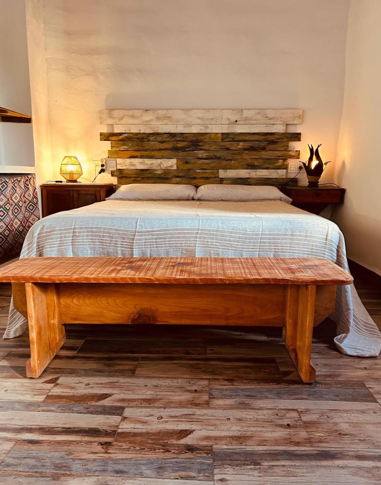 La Casona De La Luz Hostel Guadix Luaran gambar