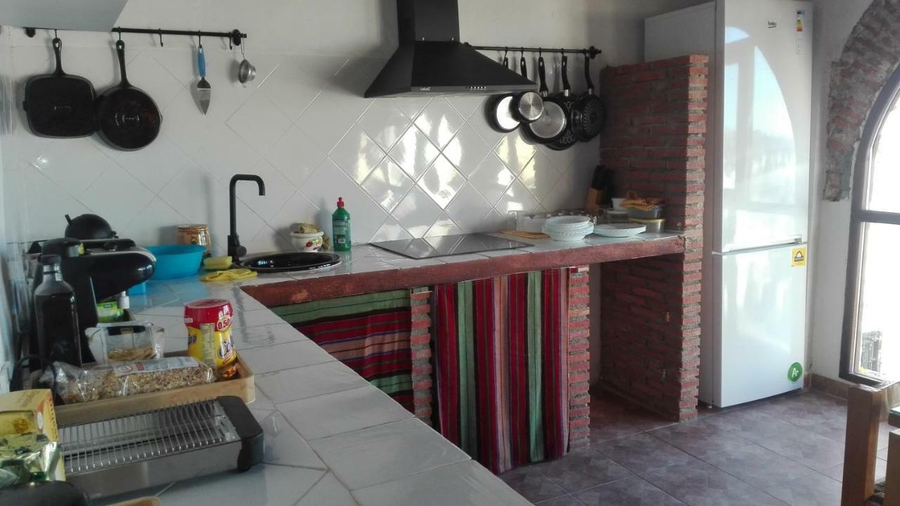 La Casona De La Luz Hostel Guadix Luaran gambar