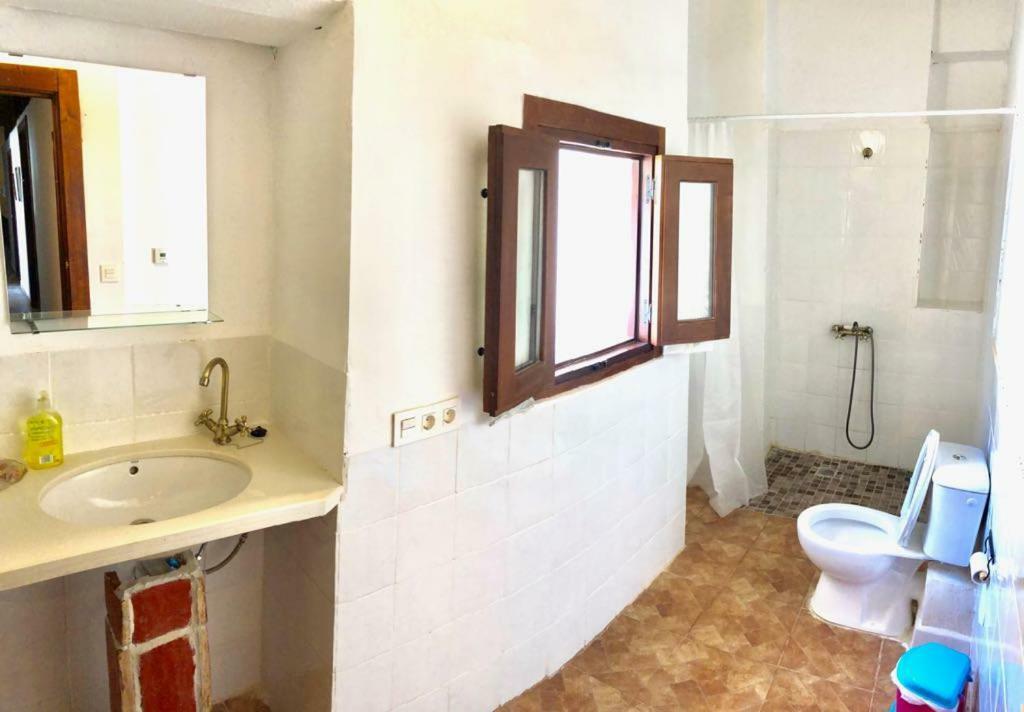 La Casona De La Luz Hostel Guadix Luaran gambar